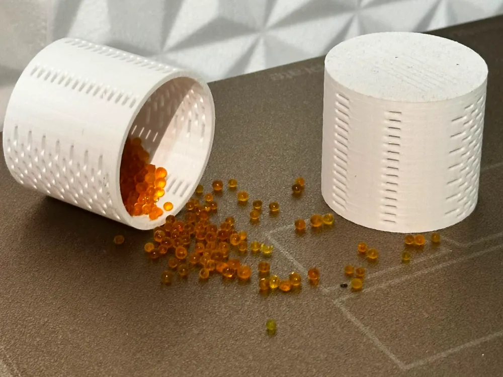 Universal Spool Hub Silica Gel Desiccant Container - Image 2